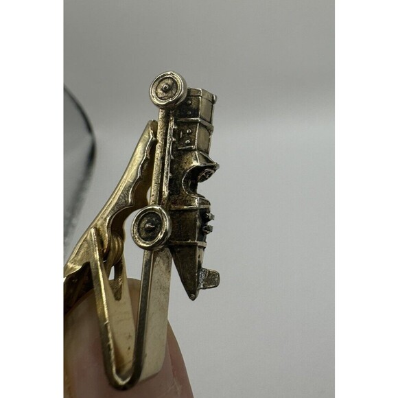 Balfour Roadster Car Tie Clip Goldtone Vintage Signed - Picture 8 of 8